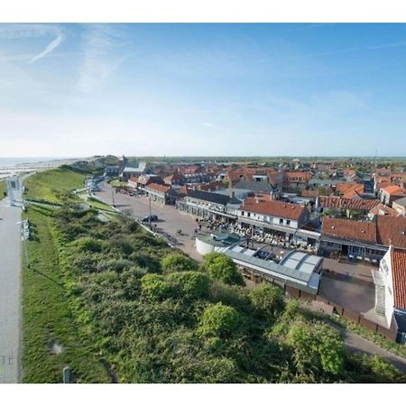 Luxurious Studio For 2 People A 1 Minute Walk From The Beach Of Zoutelande Exterior photo