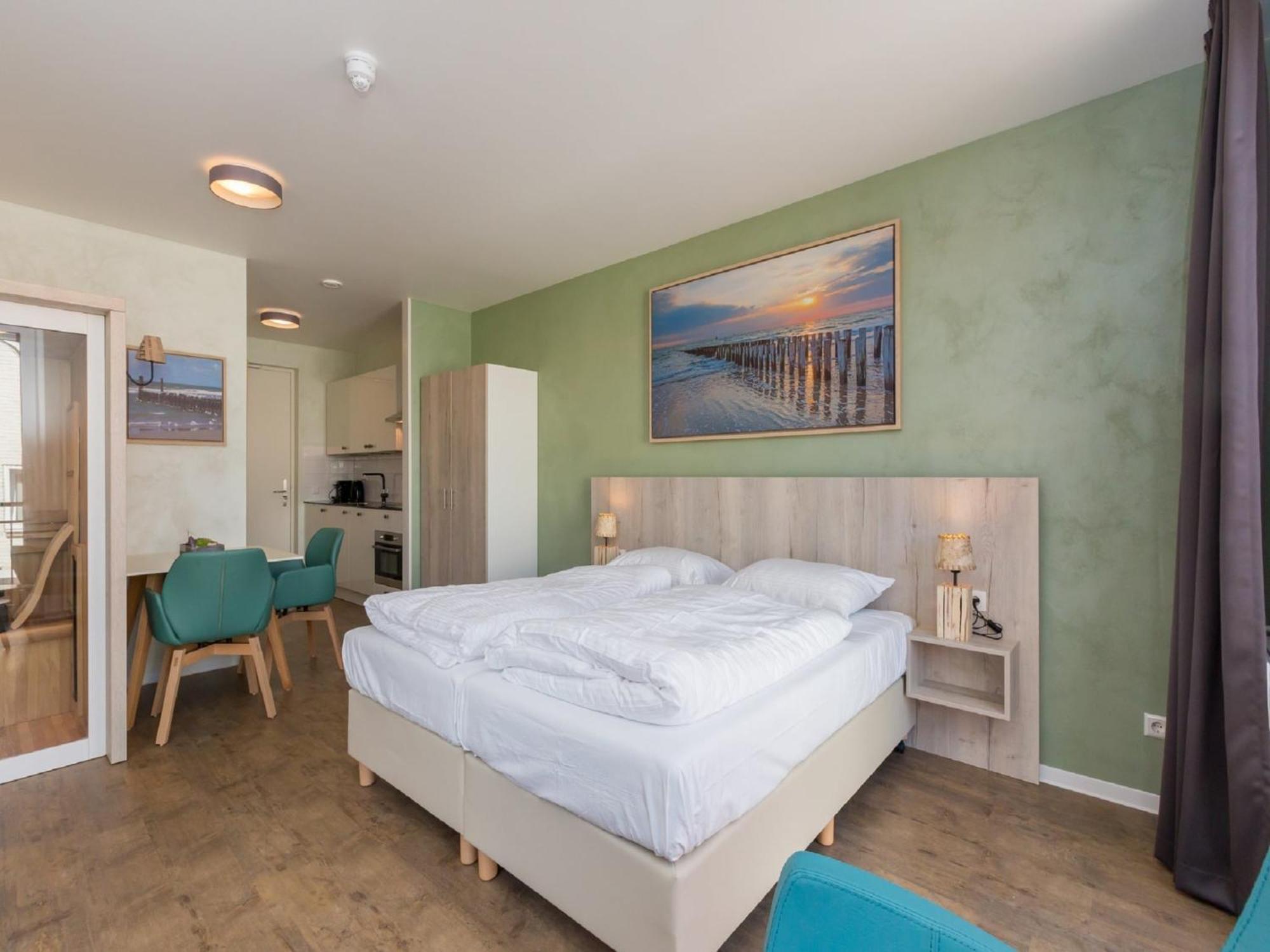 Luxurious Studio For 2 People A 1 Minute Walk From The Beach Of Zoutelande Exterior photo